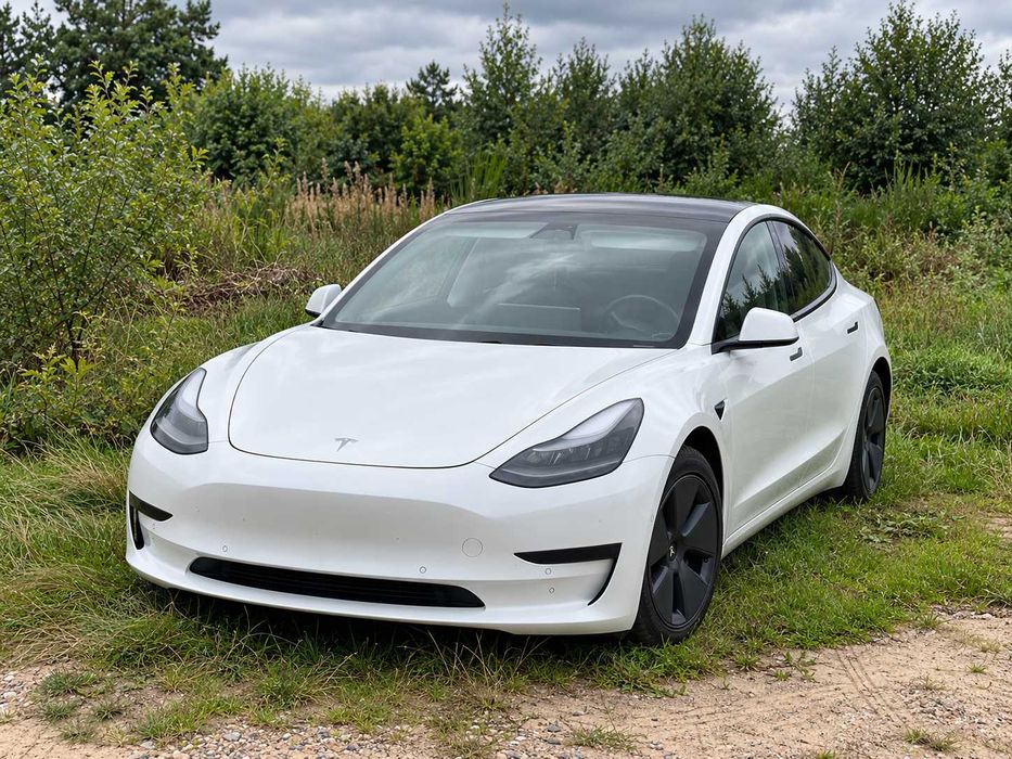 Tesla 3 Long Range 2021