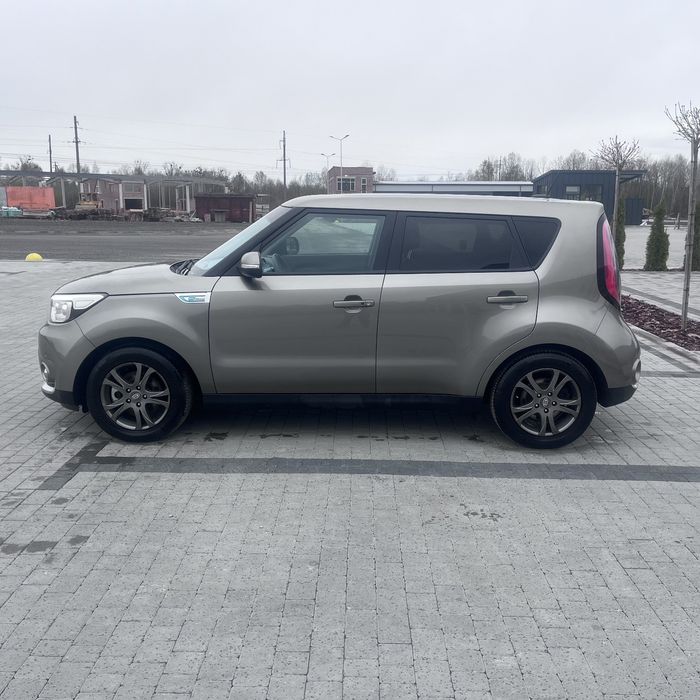 Kia Soul нова батарея 30  кіловати замінена в Норвегії по гарантії