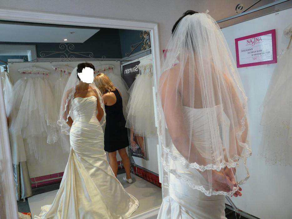 Suknia ślubna WhiteOne 411