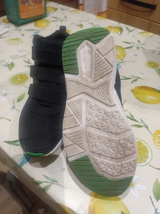 Buty chłopięce zimowe