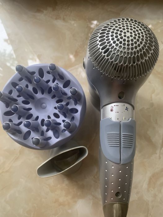 Фен электрический для сушки волос б/у