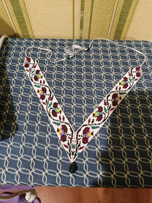 Герман з бісеру, прикраса с бісера