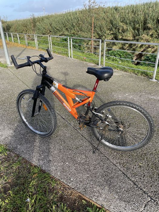 Bicicleta para reparacao