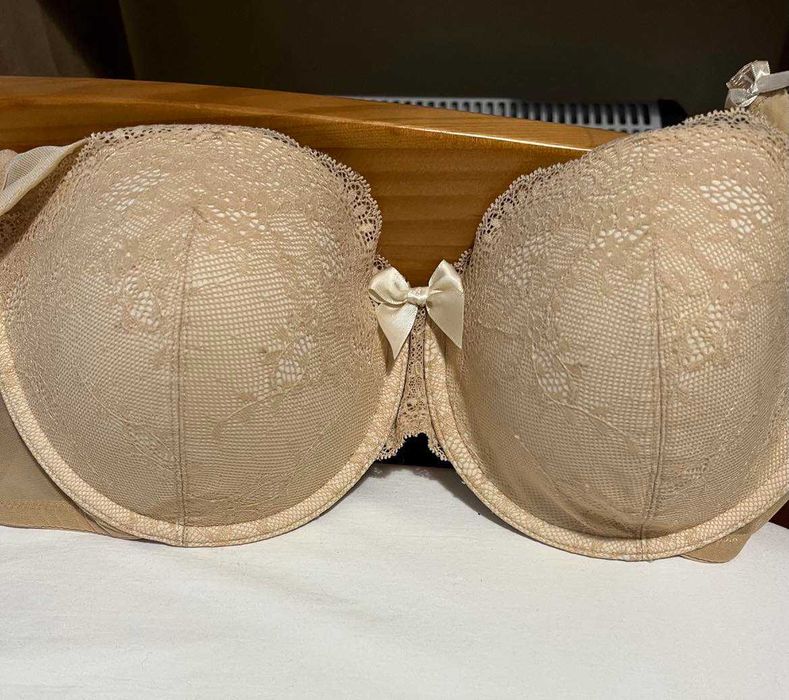 Sutiã da marca americana DKNY