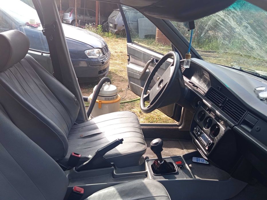 Mercedes 190 vendo ou troco