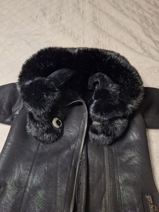 Дублянка чорного кольору