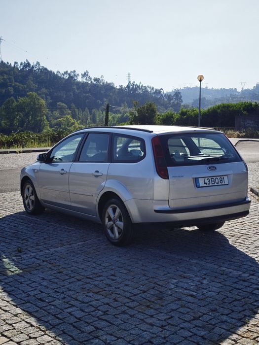 Ford Focus SW — fotografia 2