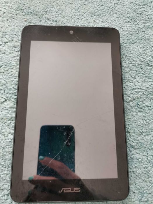 Tablet para restauro ou peças64861329474434120