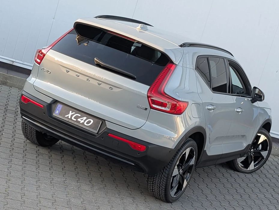 Volvo XC 40 4 Lata Gwarancji Bezwypadkowy Oryginalny Lakier