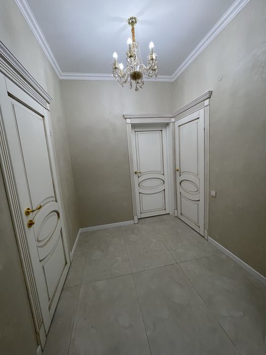 Новий, Сучасний, вже облаштований Будинок , стан люкс