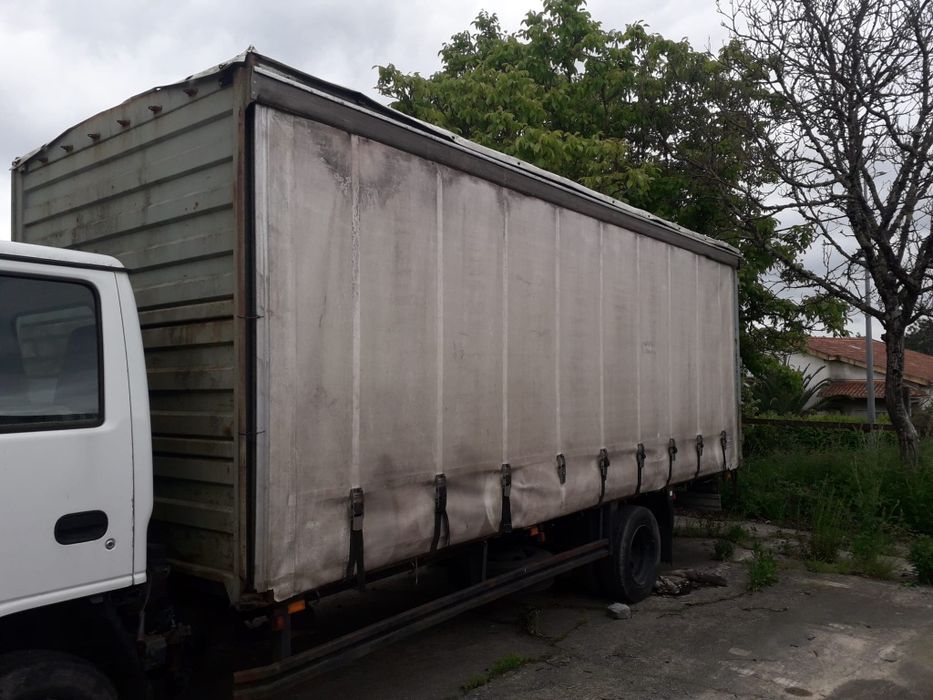 Carroçaria/Caixa de Carga Lonas - Isuzu
