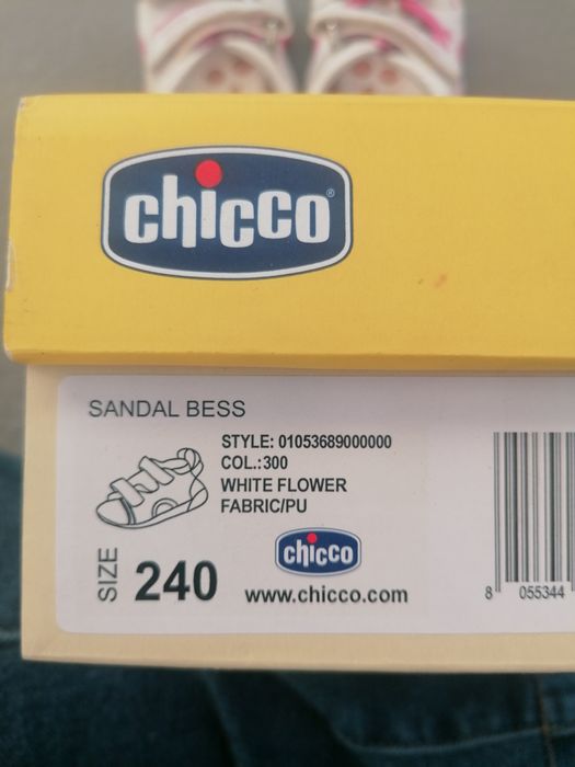 Sandália Chicco tamanho 24
