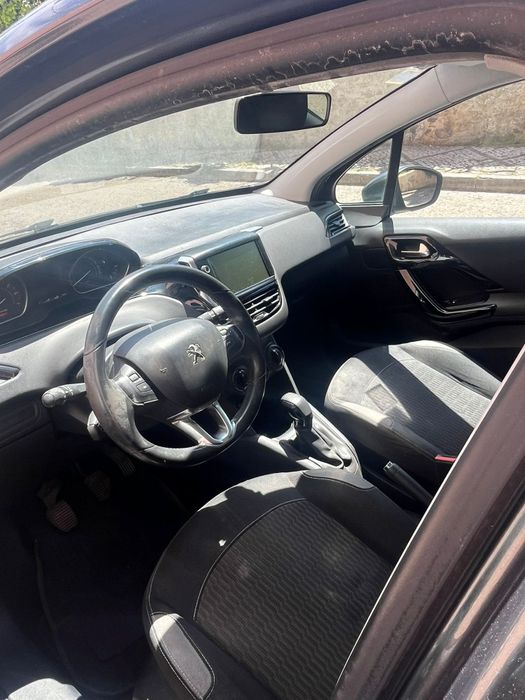 Peugeot 208 Pure Tech