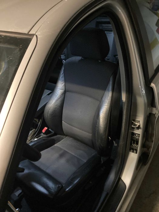 BMW 320d 200cv (2009) - Jantes 19" - Ler Anúncio (Com Avaria)