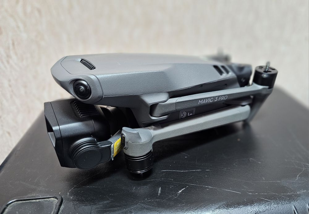 тушка Квадрокоптера DJI Mavic 3 Pro (без аккаунта)