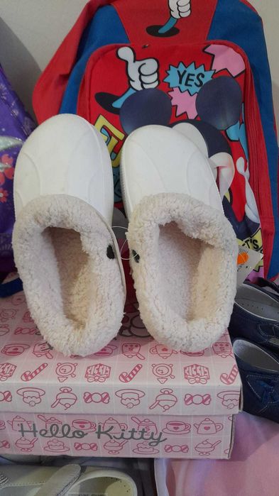 Sapatos Pantufas Brancos 33
