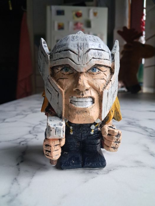 Фигурки Marvel, Disney, DC