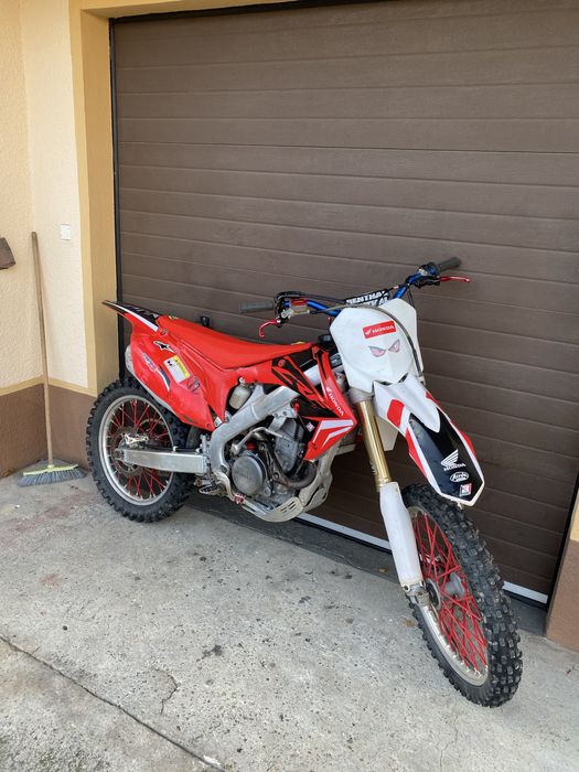 Honda CRF 250 w dobrym stanie po udokumentowanym remoncie (sxf yzf tc)
