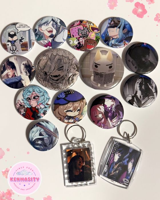 Брелки , значки  с  Геншин ,  Евангелион , Атака Титанов …