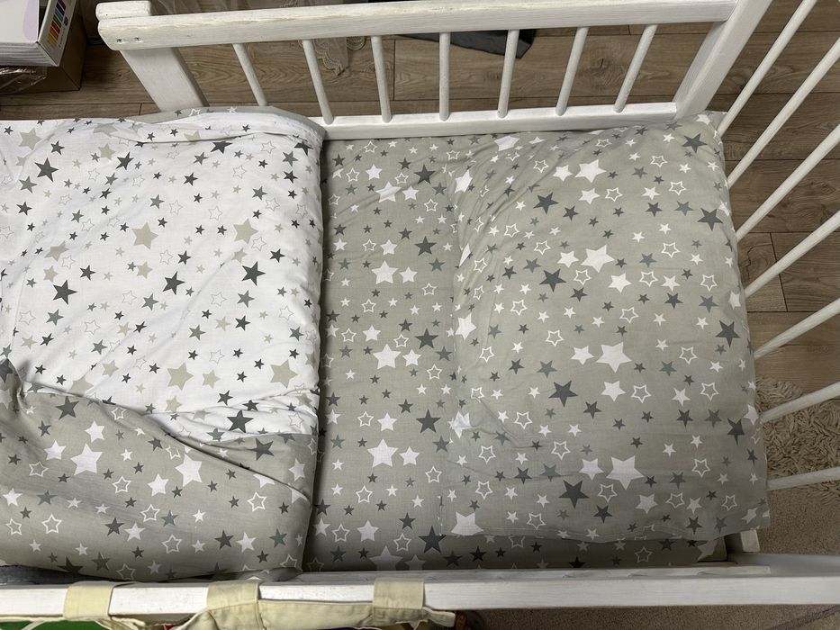 Дитяче деревʼяне ліжко 70*1,40 +матрас, постіль