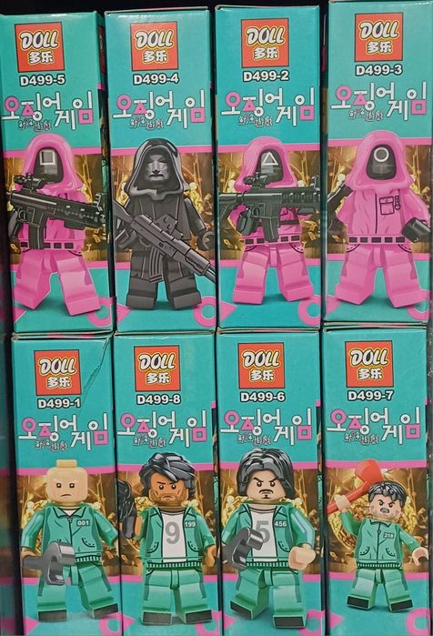 Squid game 8/9 figurek.