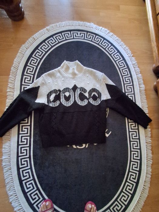 Piękny wełniany sweter Chanel