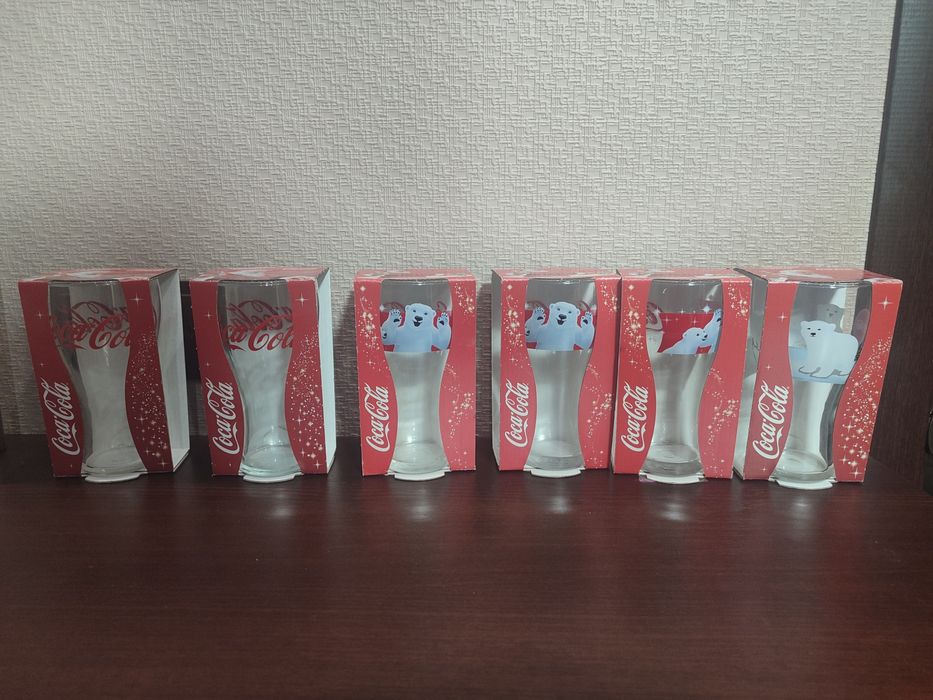Новорічні стакани Coca Cola