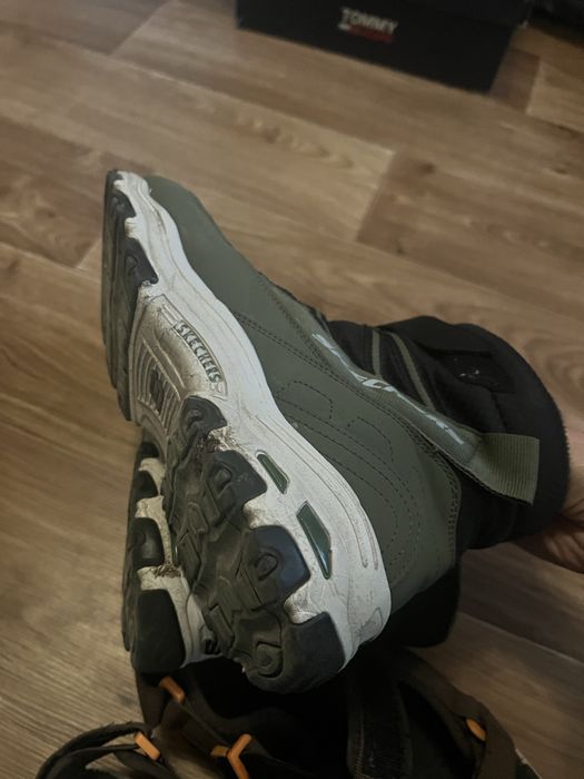 Лот на фото skechers, nike, adidas в гарному / хорошосу стані