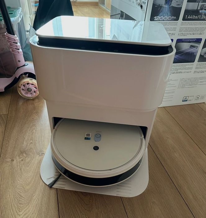 Robot sprzątający yeedi CH 2028