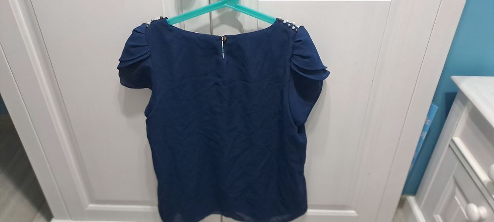 Bluzeczka firmy Only. Rozmiar M/L