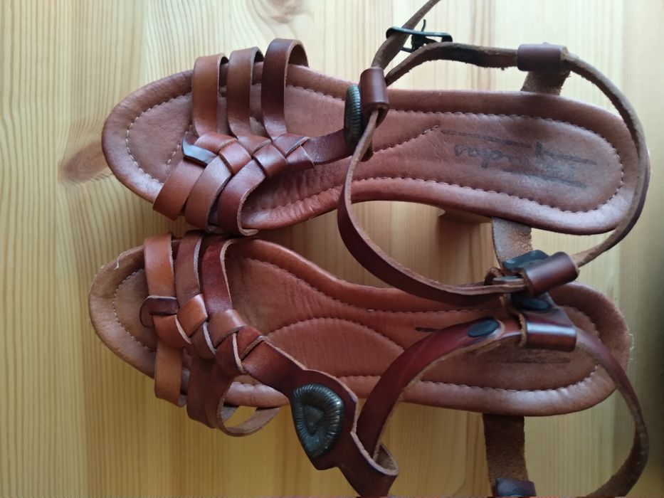 Chinelas Tapadas 38