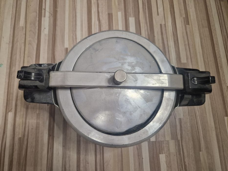 Szybkowar prl nieużywany