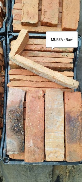 Manufaktura, cegła rozbiórkowa, cięta, styl loft, vintage, rustykalny