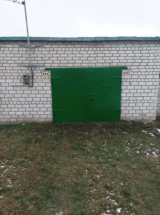 Здам гараж в районі базару