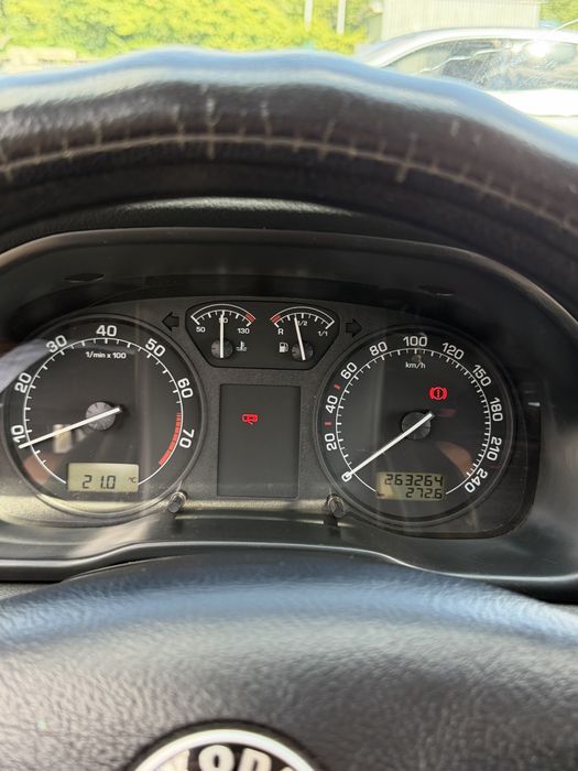 Skoda Octavia 2002 VIN TMBCX41U622558900 фото оголошення 9 з 13