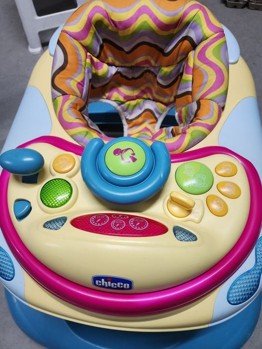 Bébé Andarilho Chicco como novo