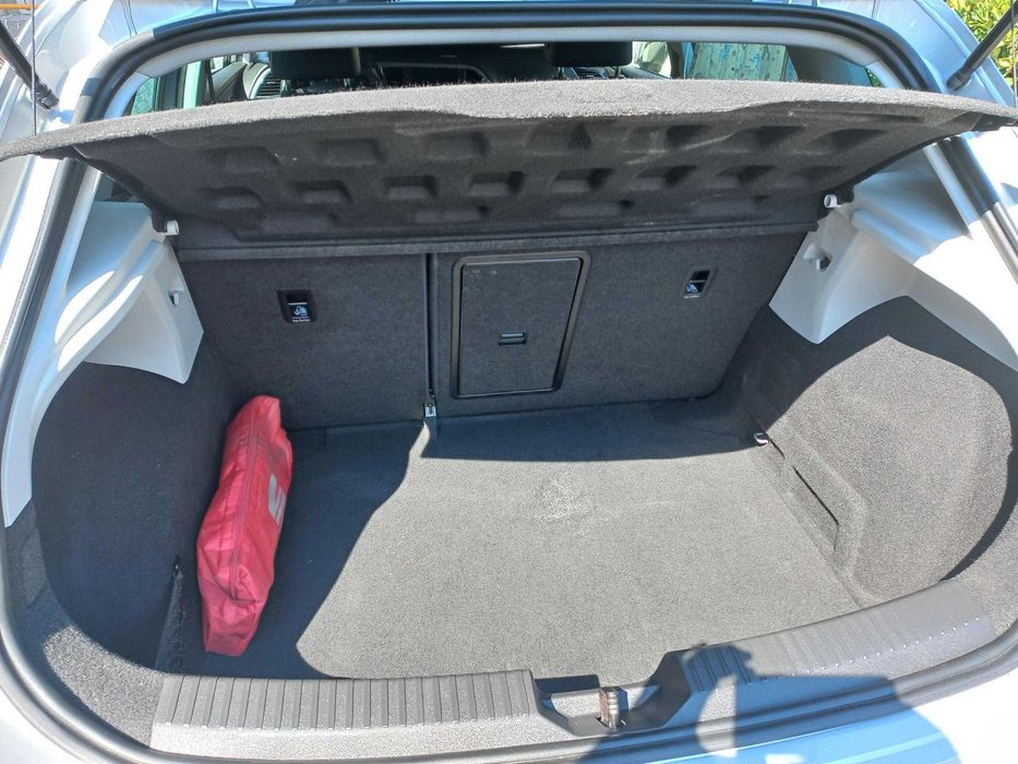SEAT Leon — fotografia 4
