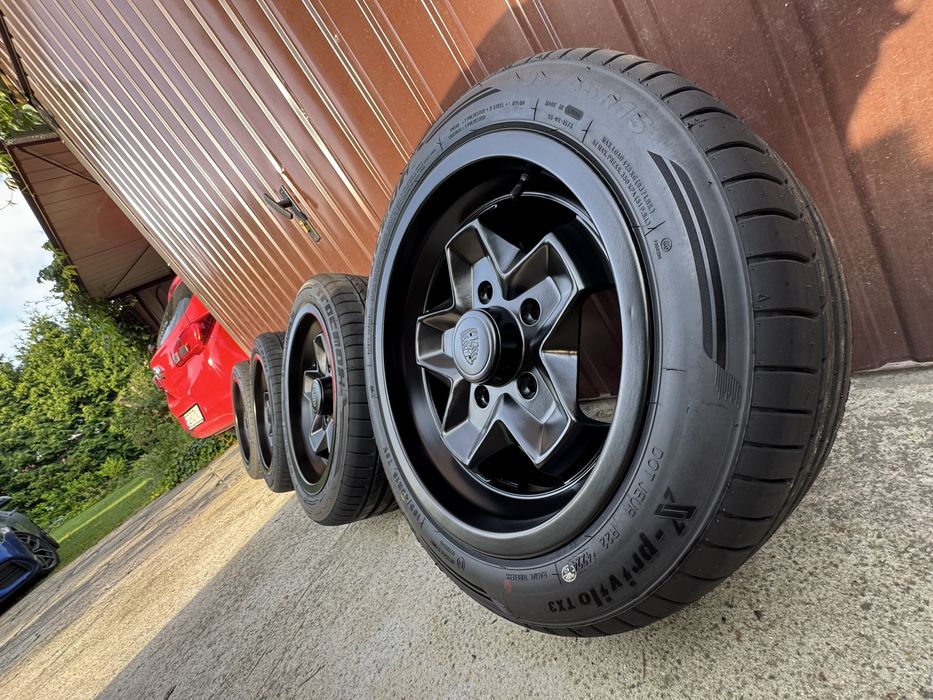 Felgi z nowymi oponami Porsche 911 9czternascie 9dwa4 Cookie Cutter