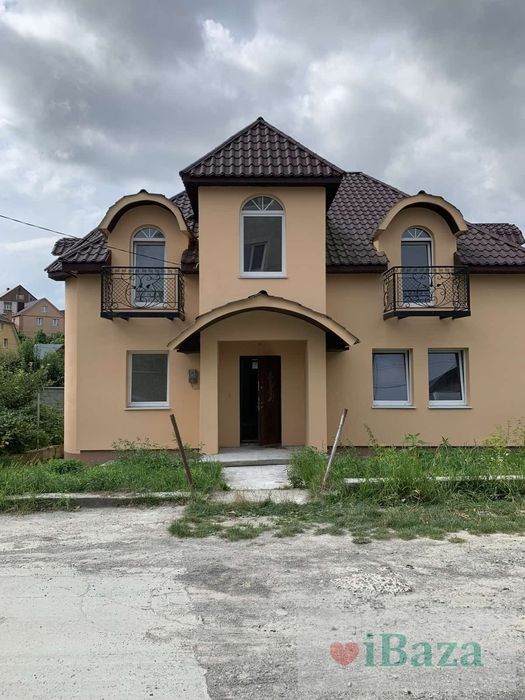 Продаж будинку в Червоних Горах!