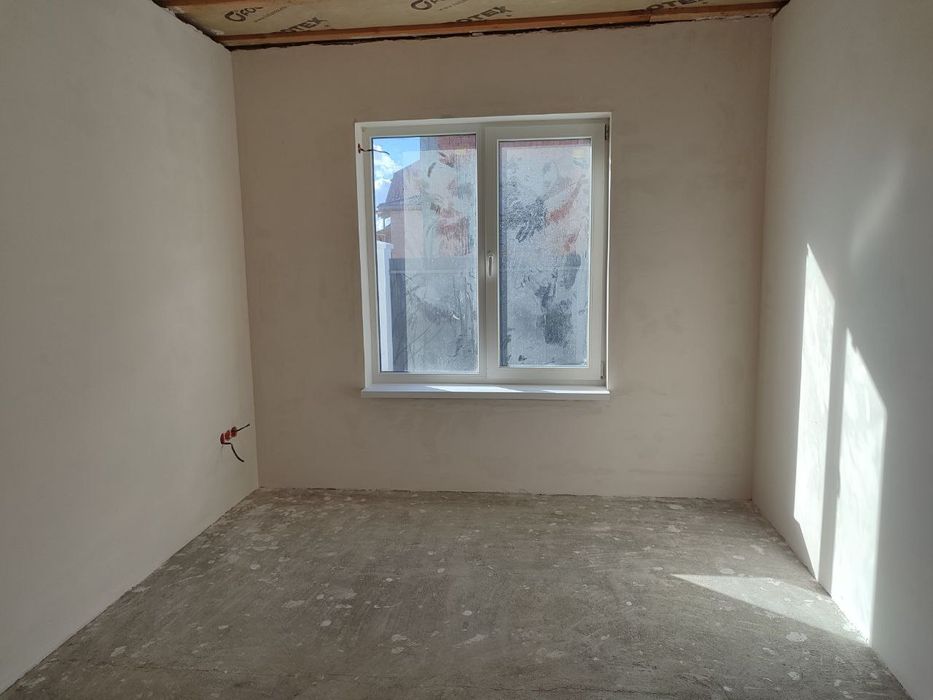 В Продажу НОВОбудова 2км від Мукачева