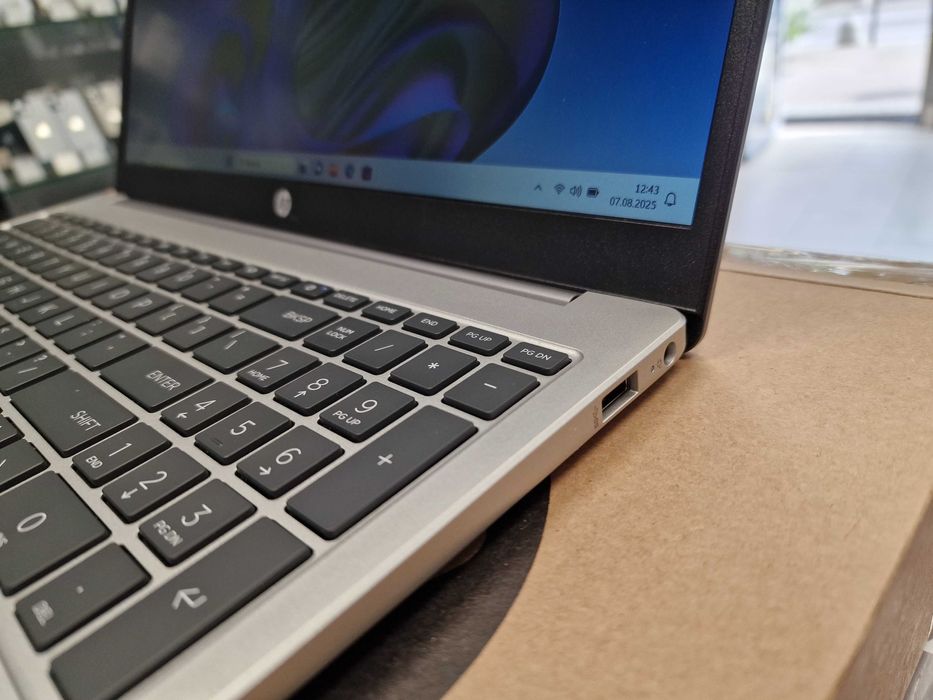 HP 250 G10/ Intel N100 800 MHz/ 8GB/ 512GB/ W11 Home/ 15.6" FHD Grad A