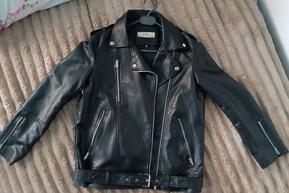 Нова косуха з еко шкіри