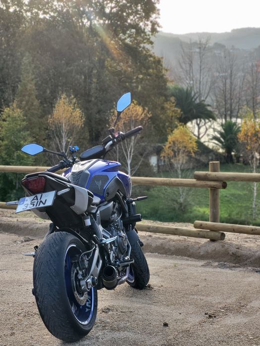 Yamaha MT-07 limitada de livrete