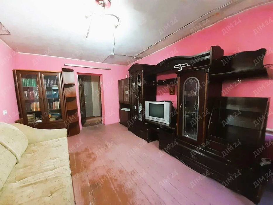 Двокімнатна квартира в Микільському.