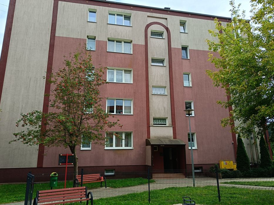 Sprzedam mieszkanie 3 pok.  55.8 m2, III p