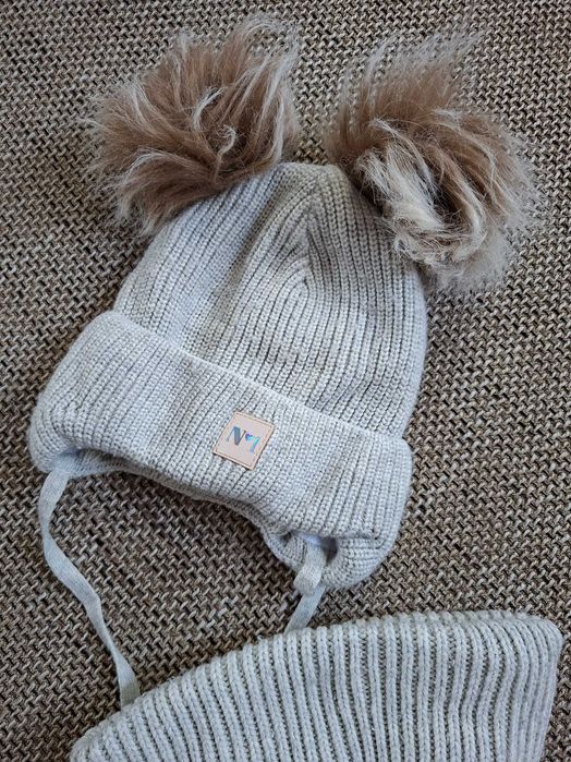 Zestaw czapka plus komin agbo