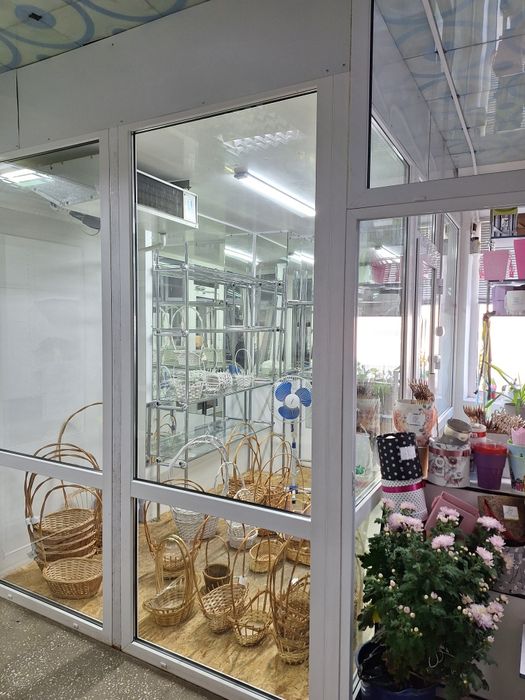 Холодильник для квітів