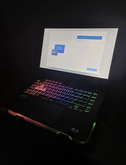 Troco portatil gaming Asus rog strix gaming c/caixa como novo