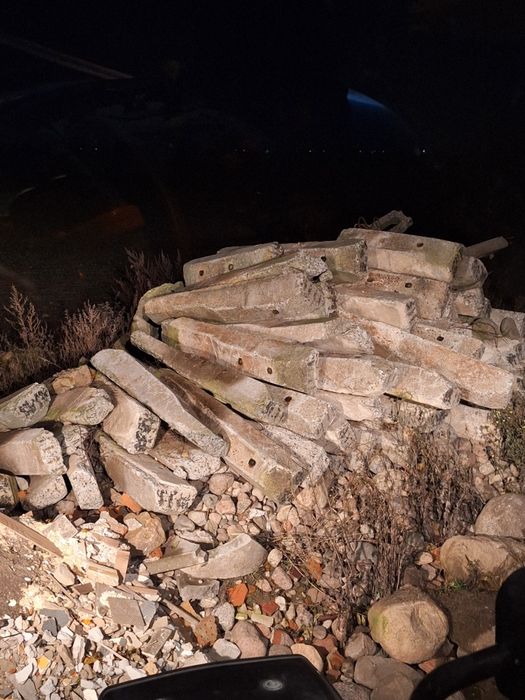 Podkłady kolejowe, gruz