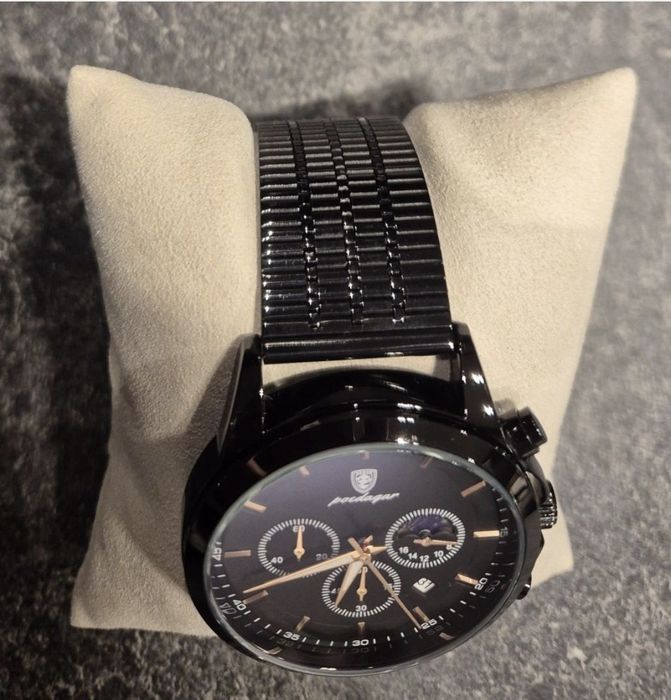 Czarny zegakek męski na branzolecie